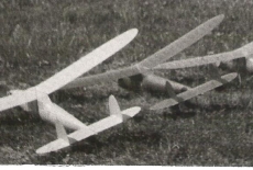 JJ-46. Modely kamarádů Jaromíra Jančaříka, Zdeňka Husičky a Pavla Lanštiaka